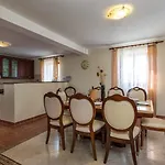 Divina Villa Šišan