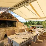 Divina Villa Šišan