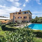Divina Villa *