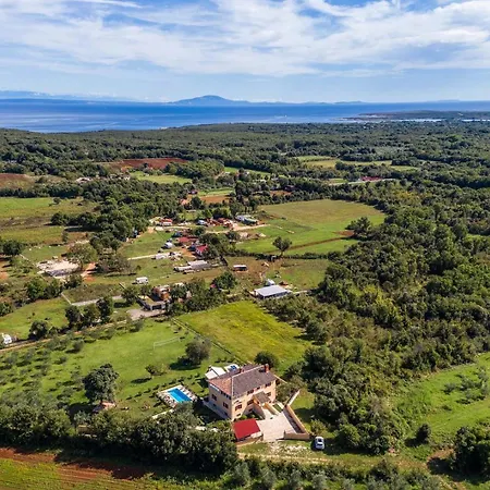 Divina Villa Šišan