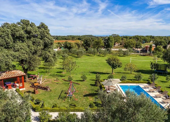 Divina Villa