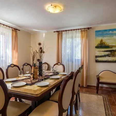 Villa Divina *