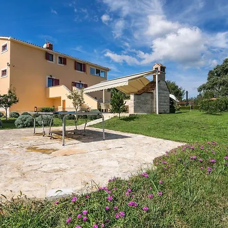 Villa Divina *