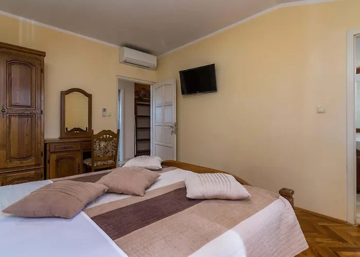 Divina 빌라 Šišan