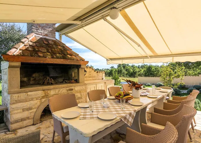 Divina 빌라 Šišan